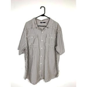 The North Face short sleeve button down size XL